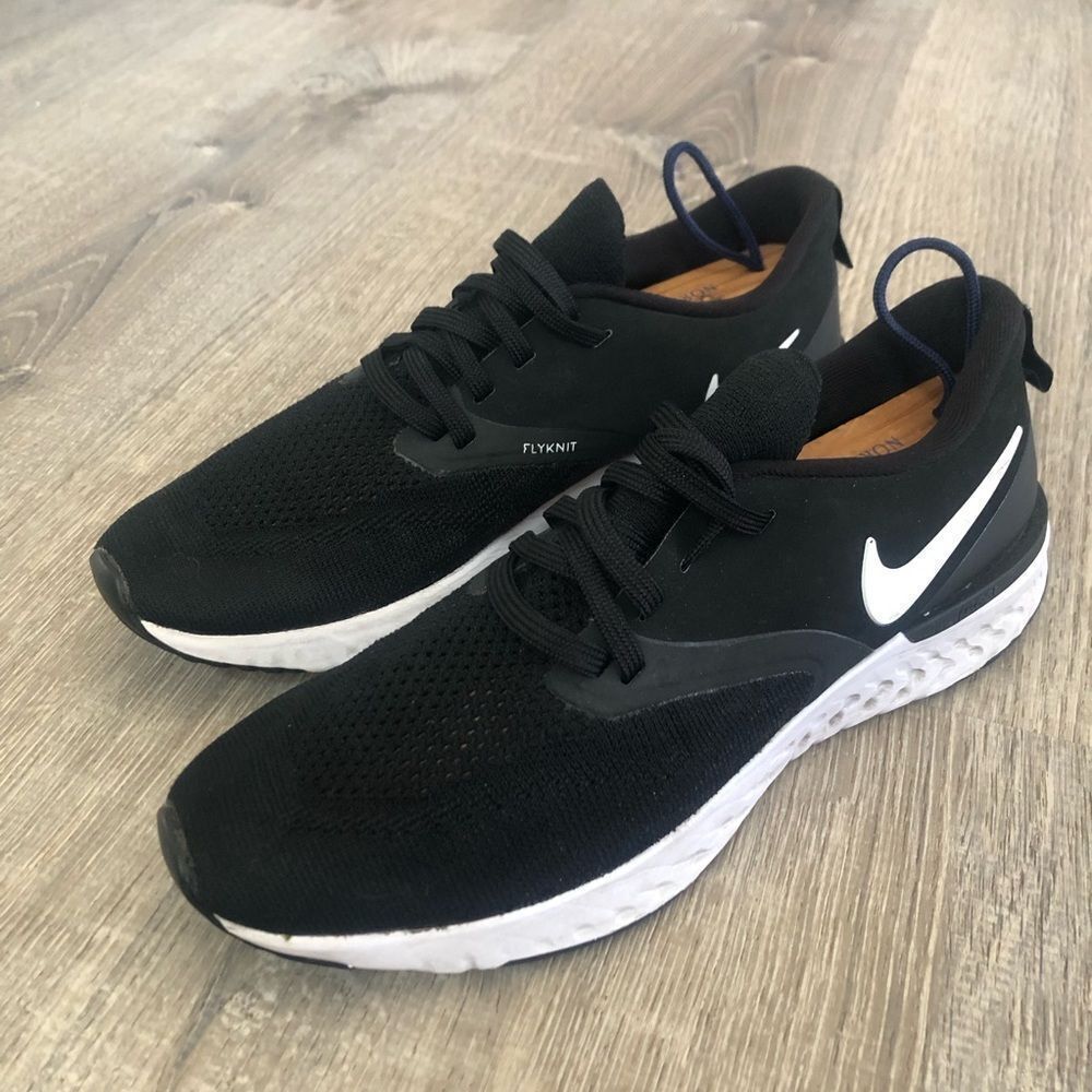 Nike Odyssey React Flyknit 2 Black White Womens Running Shoes Sneakers Size 7.5